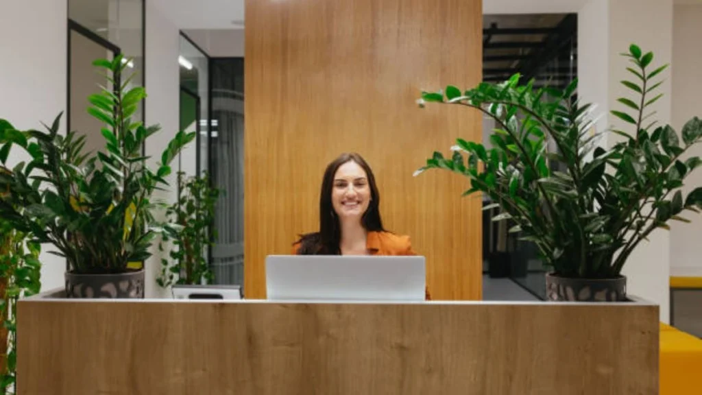 Receptionist Job in Spain
